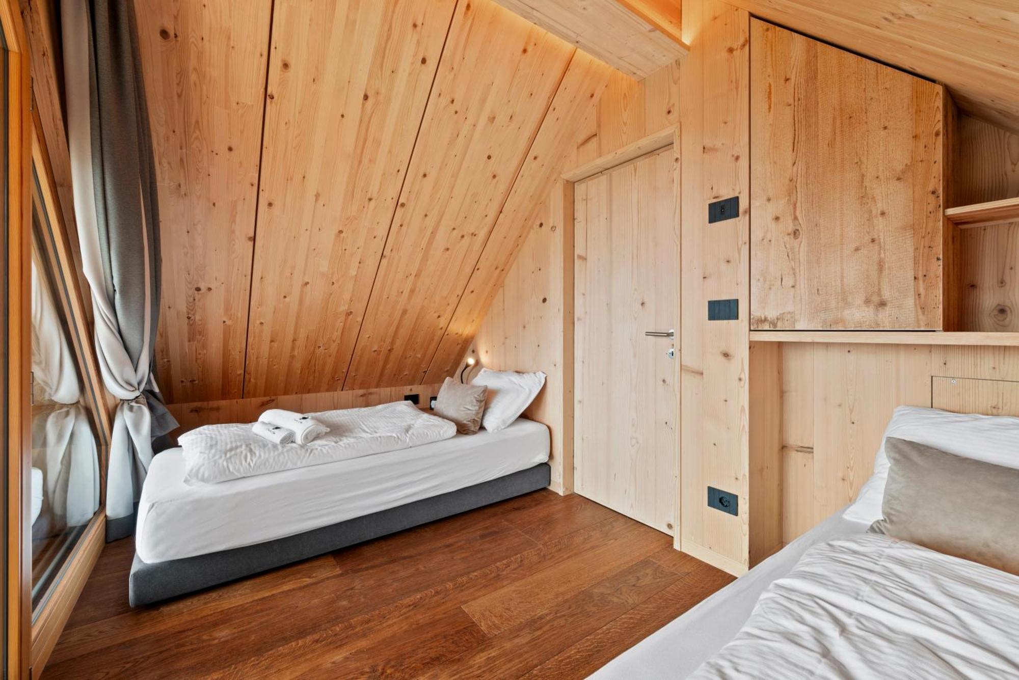 New Opening "Sissi Chalets" - Unique Luxury Hideaway With Mountain View & Sauna Mendola Kültér fotó