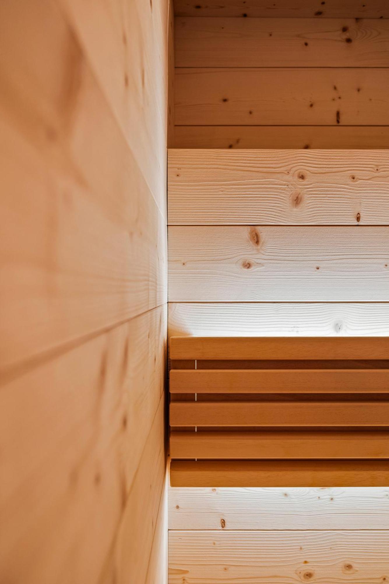 New Opening "Sissi Chalets" - Unique Luxury Hideaway With Mountain View & Sauna Mendola Kültér fotó