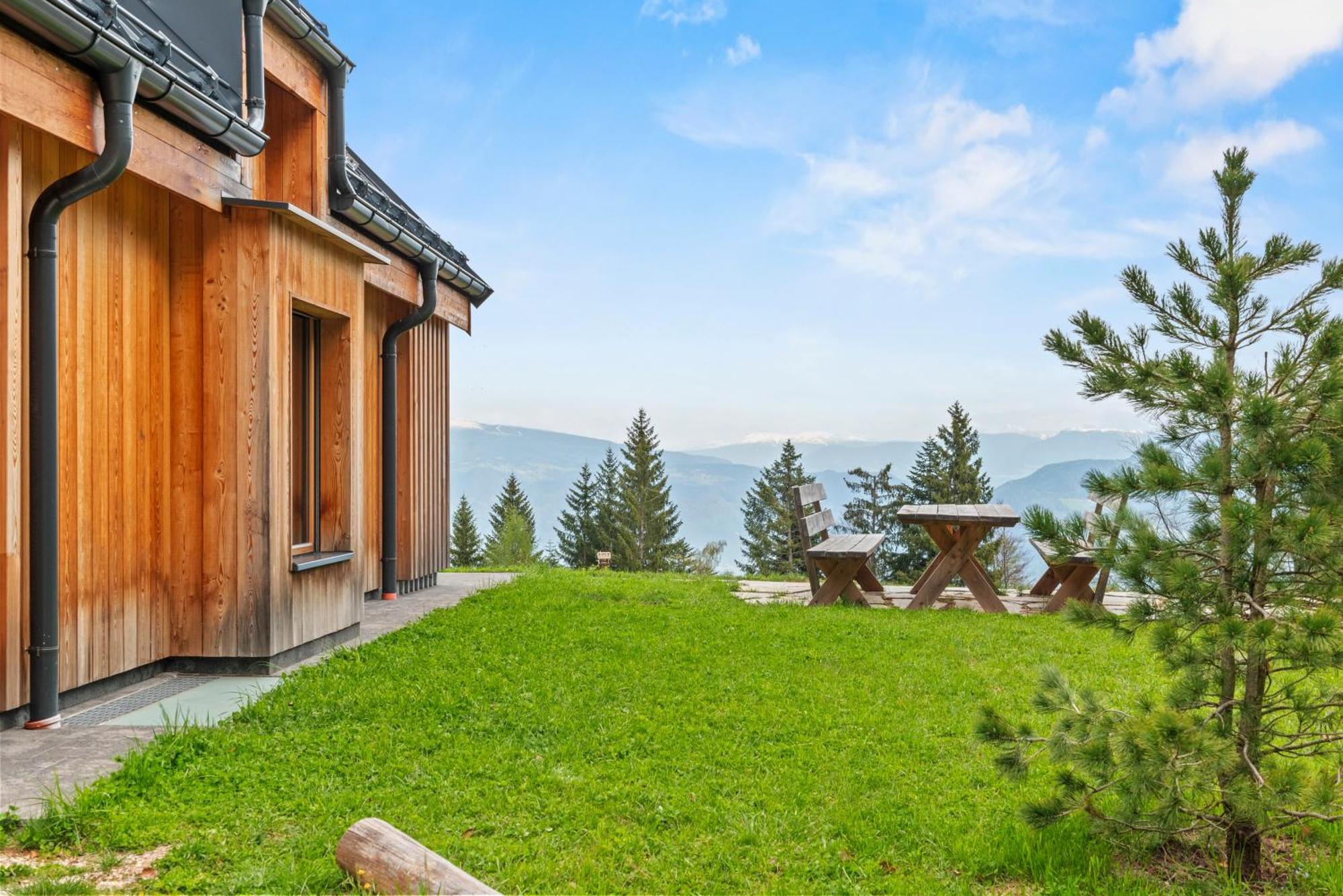 New Opening "Sissi Chalets" - Unique Luxury Hideaway With Mountain View & Sauna Mendola Kültér fotó